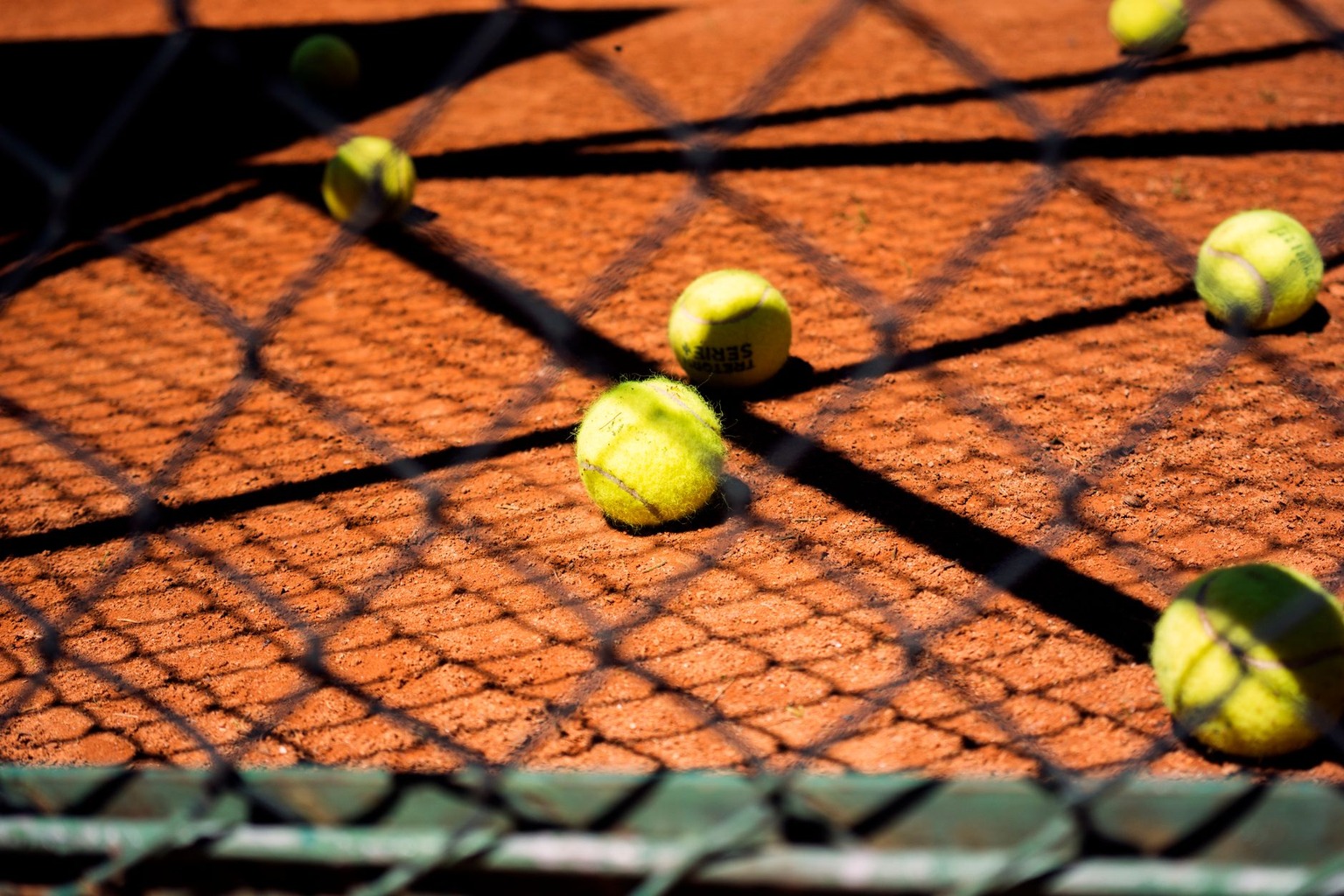 Como funciona o circuito ITF — Infraestrutura de Saibro e Piso Rápido nas Sedes Locais